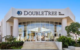 Doubletree By Hilton Sharks Bay Resort